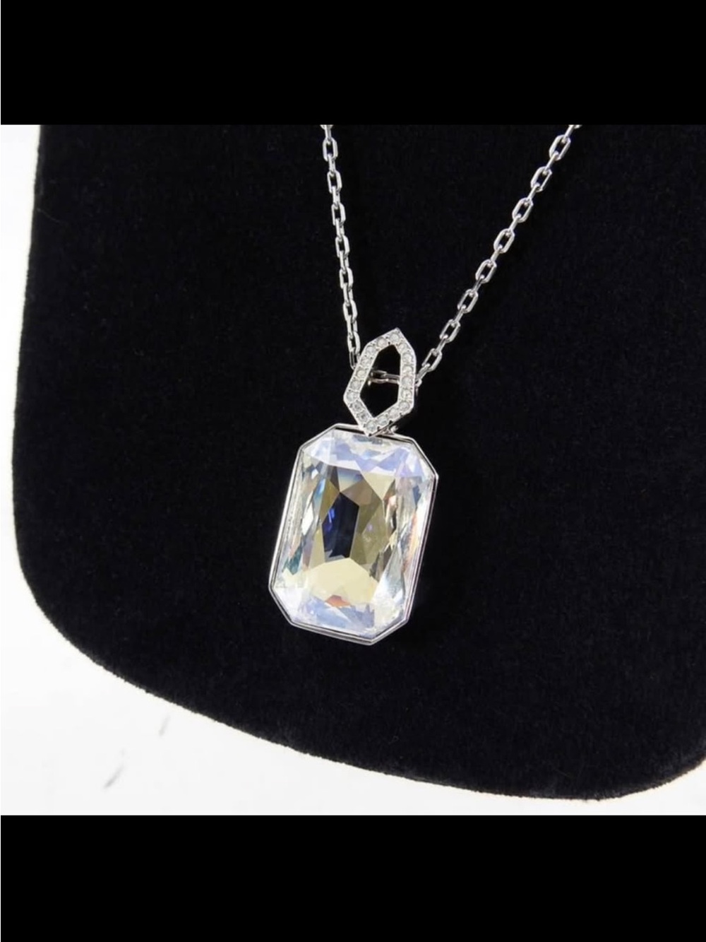 Authentic Swarovski Evanescent Crystal Pendant Necklace w/ Box & Certificate ✨